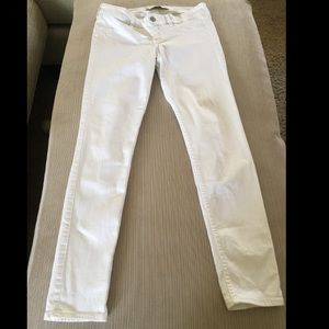 White hollister skinny jeans